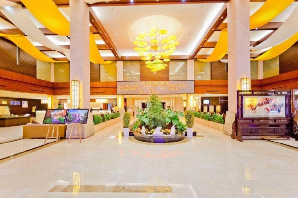Suzhou Phoenix Hotspring Resort Zhangjiagang Dış mekan fotoğraf